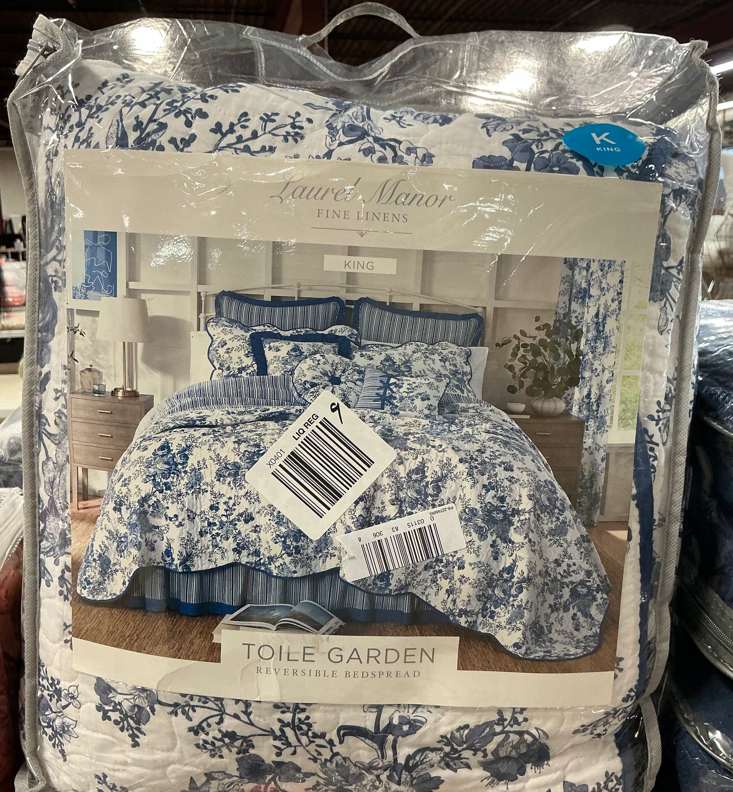 Toile Garden Quilt reversible bedspread King