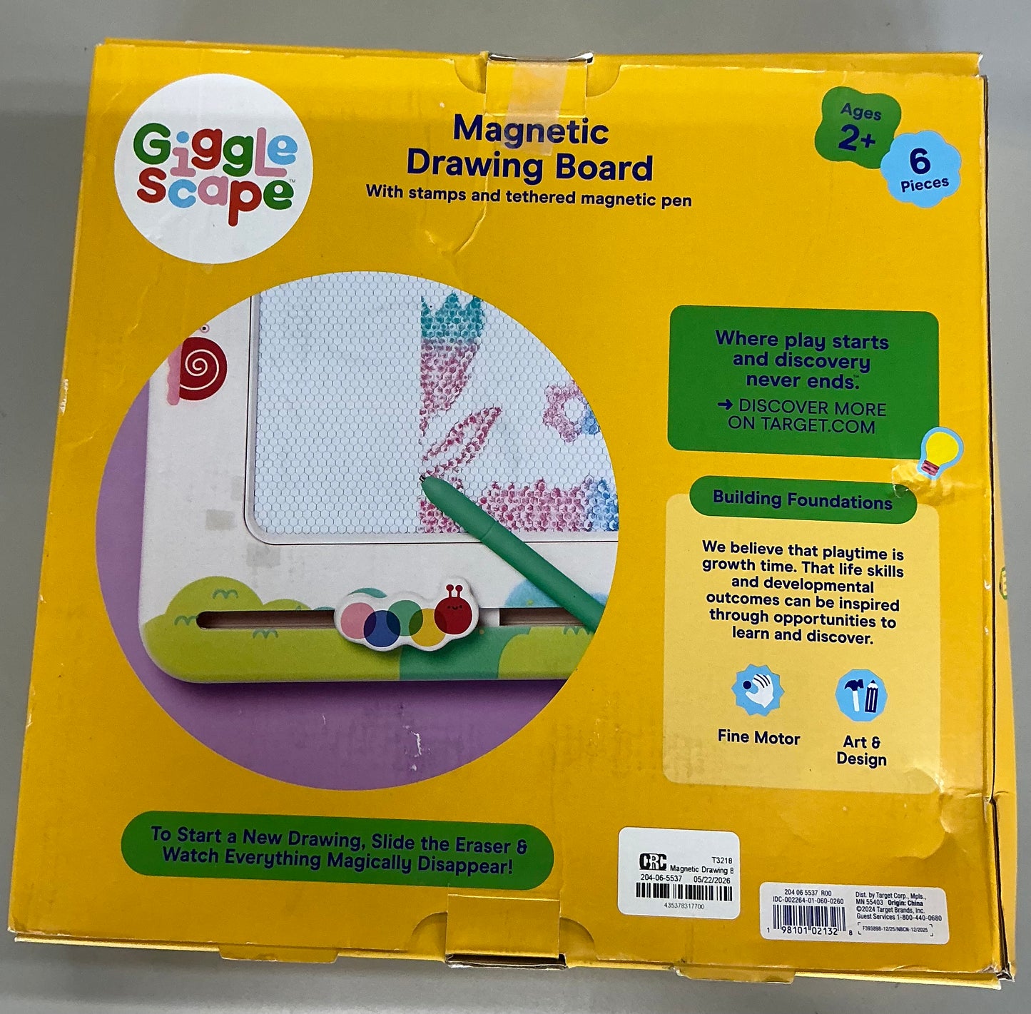 Gigglescape Magnetic drawing board