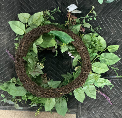 Mixed floral wreath - NO PACKAGE - PICK UP ONLY