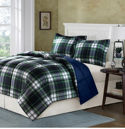 Madison Park Essentials Hartford 3M Scotchgard Down-Alternative Comforter Set Included: 2 King Sham(s), 1 Comforter(s)