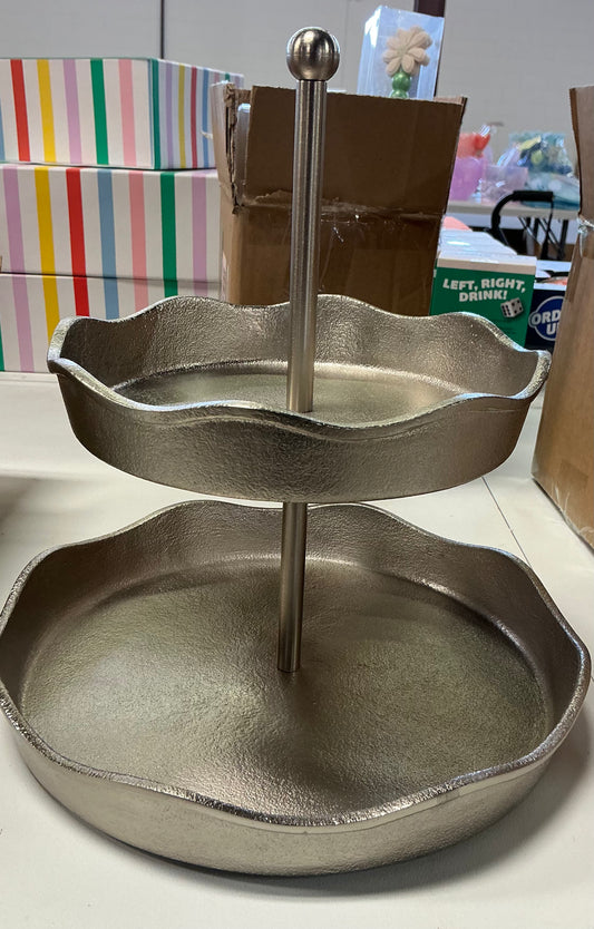 Metal two tier stand