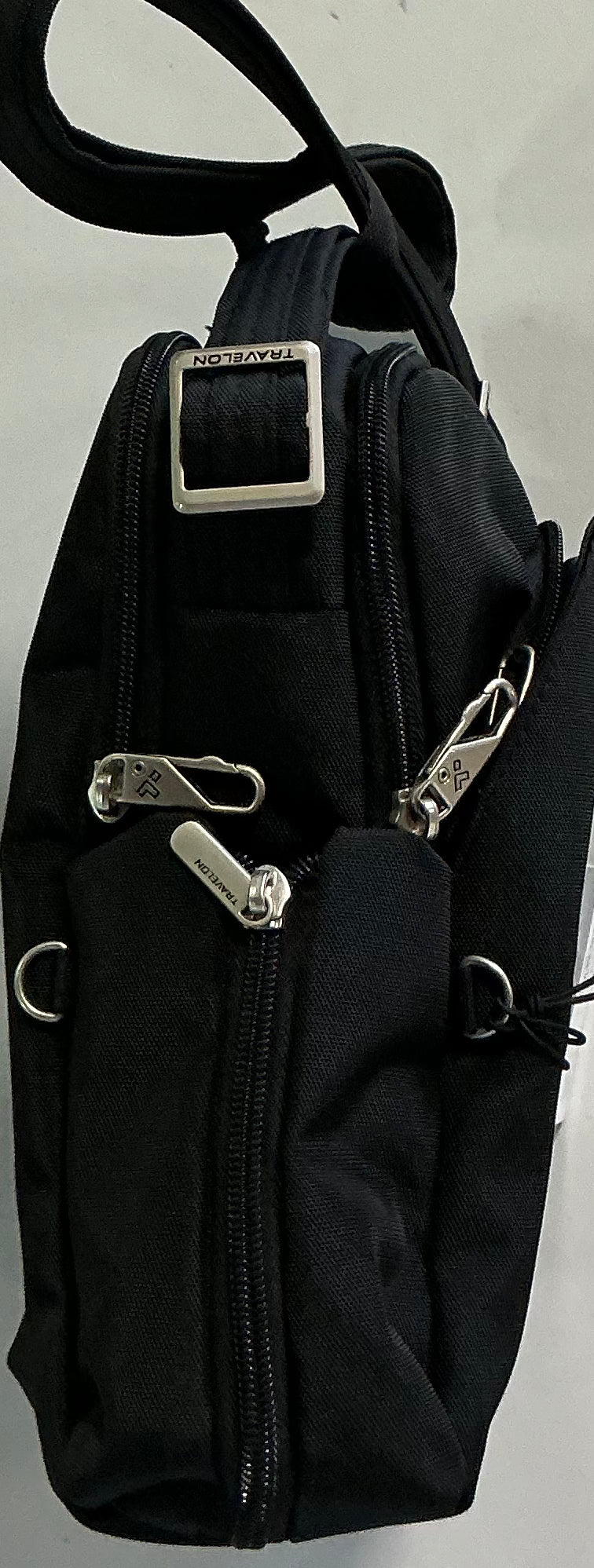 Travelon anti-theft classic crossbody bag