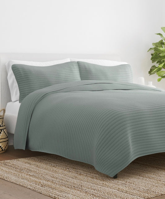 ienjoy Home
Stripe Stitch 3-Pc. Quilt Set, King/California King color eucalyptus