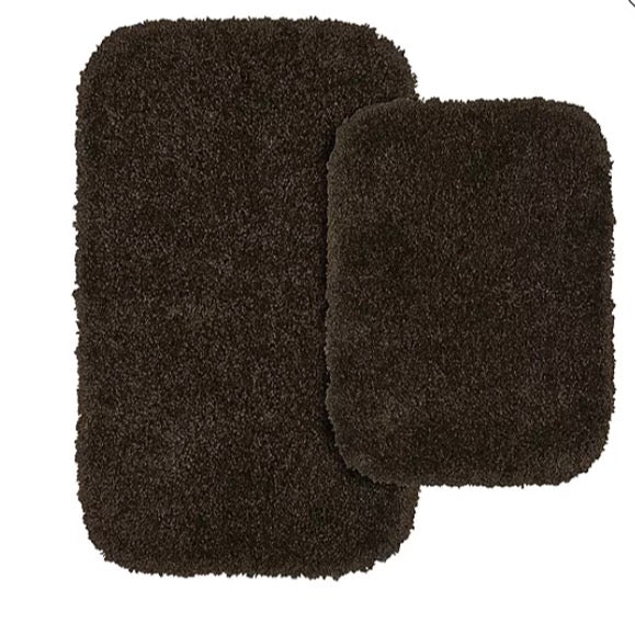 Garland Rug 2-pc. Serendipity Bath Rug Set comes with both a 17 inch. x 23 inch. Bath mat and a 21 inch. x 33 inch.