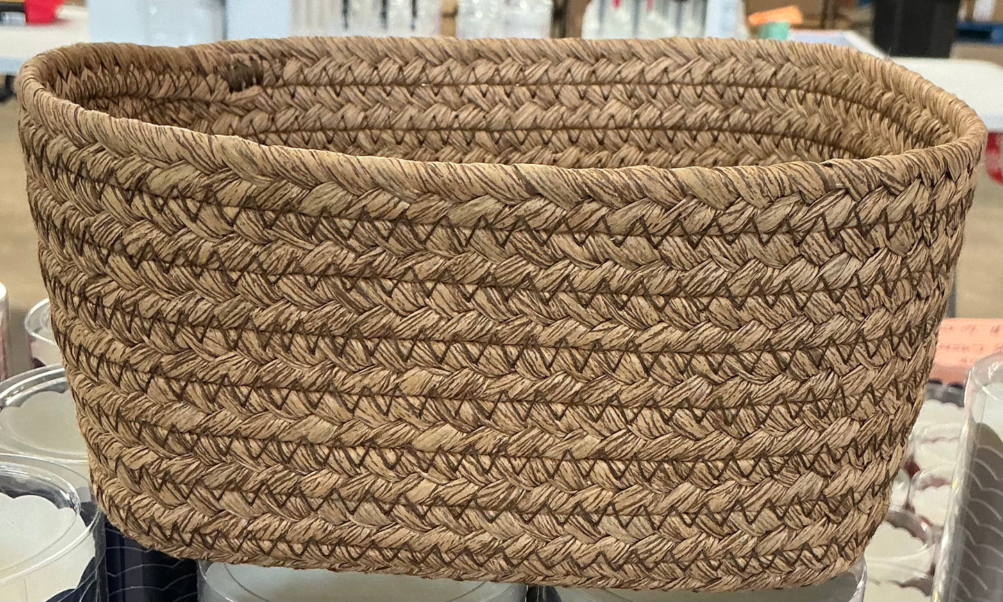 Mini scalloped natural woven gifting basket