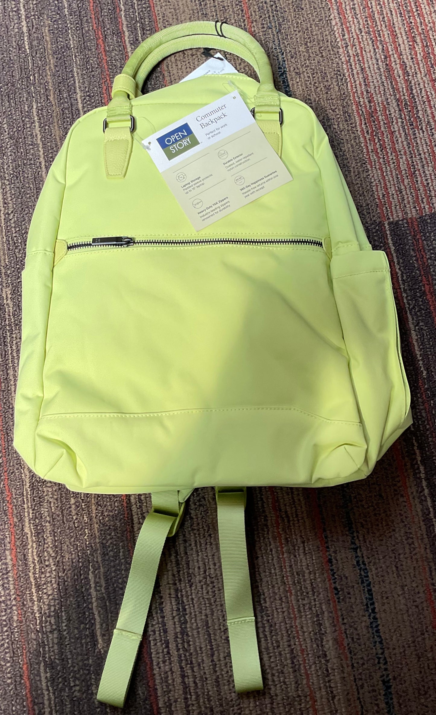 (Clearance )Signature Commuter Backpack
Lime Green - Measures 16" x 12" x 6"