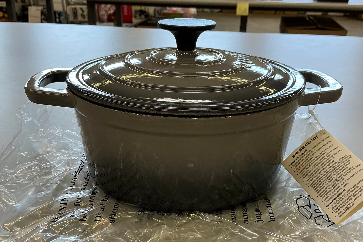 Smith & Clark Cast Iron 5-qt. Round Dutch Oven
