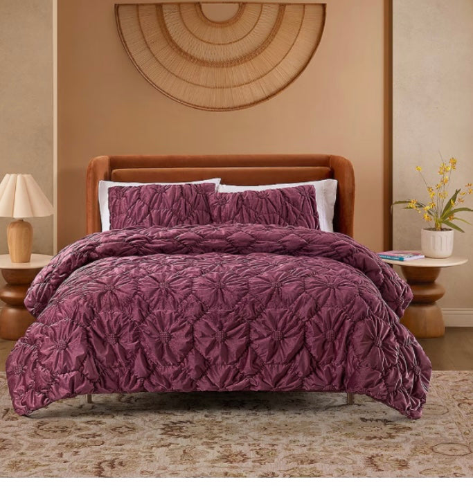 Jenny Martinez Elena 3 Pieces Quilt Set Full/Queen-Included(2 Standard Shams and 1 Quilt)-Maroon