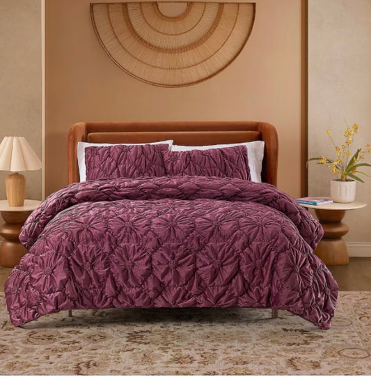 Jenny Martinez Elena 3 Pieces Quilt Set Full/Queen-Included(2 Standard Shams and 1 Quilt)-Maroon