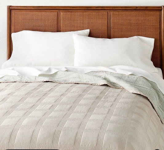 (Clearance)Full/Queen Grid Stitched Quilt Taupe/Green/Cream