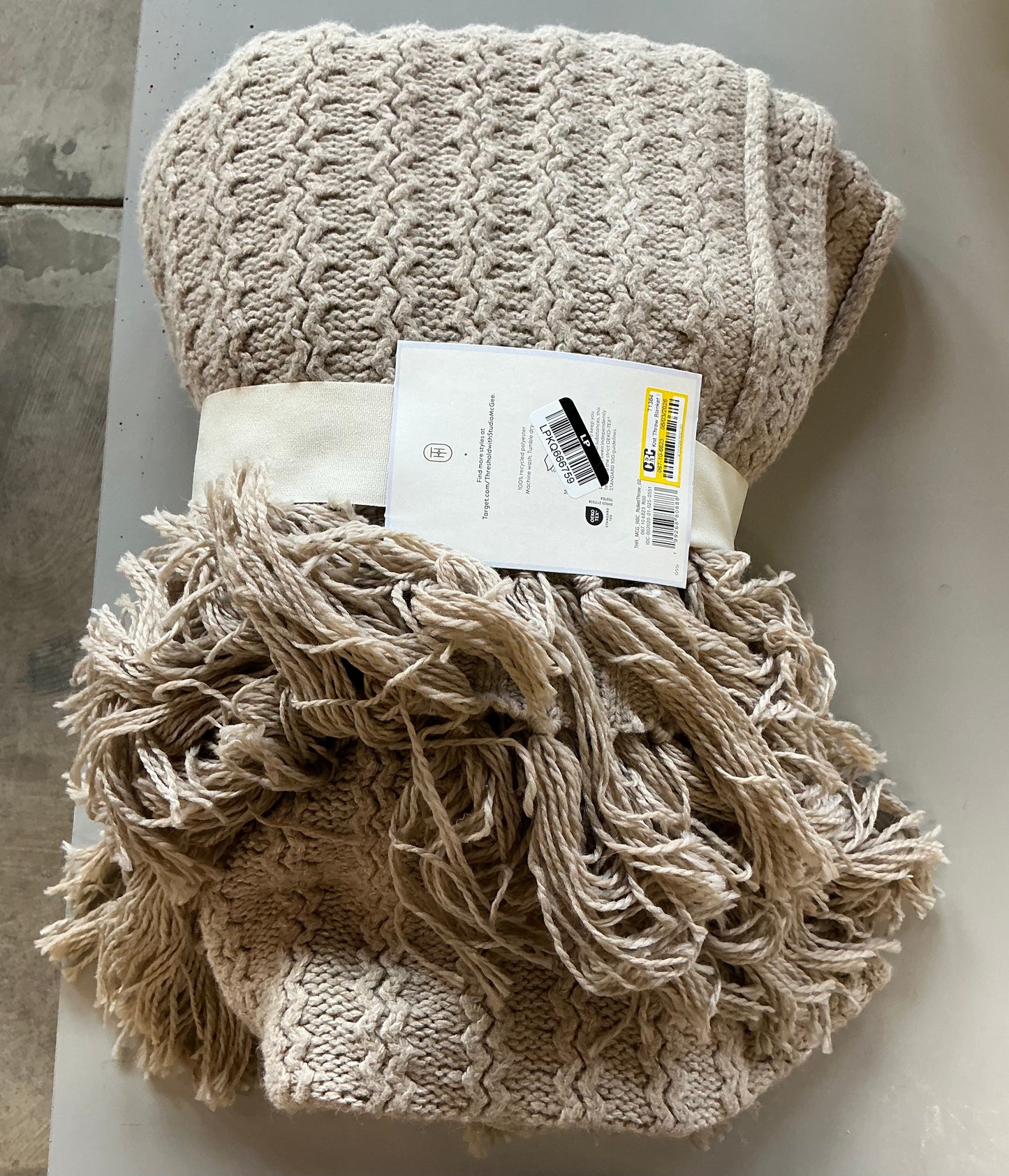 Knit throw blanket beige