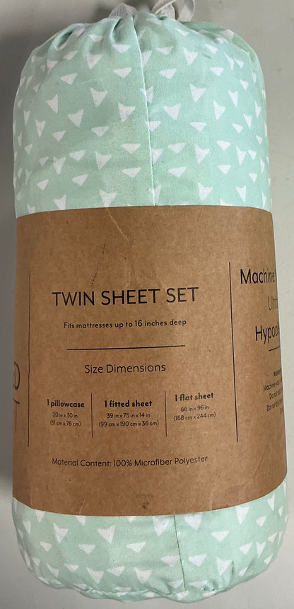 Casual Comfort Heart Pattern Deep Pocket Sheet Set 3 Pieces Twin-Included( 1 Pillowcase, 1 Fitted sheet and 1 Flat sheet)