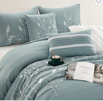 Stratford Park Mardi 7-pc. Floral Lightweight Comforter Set king