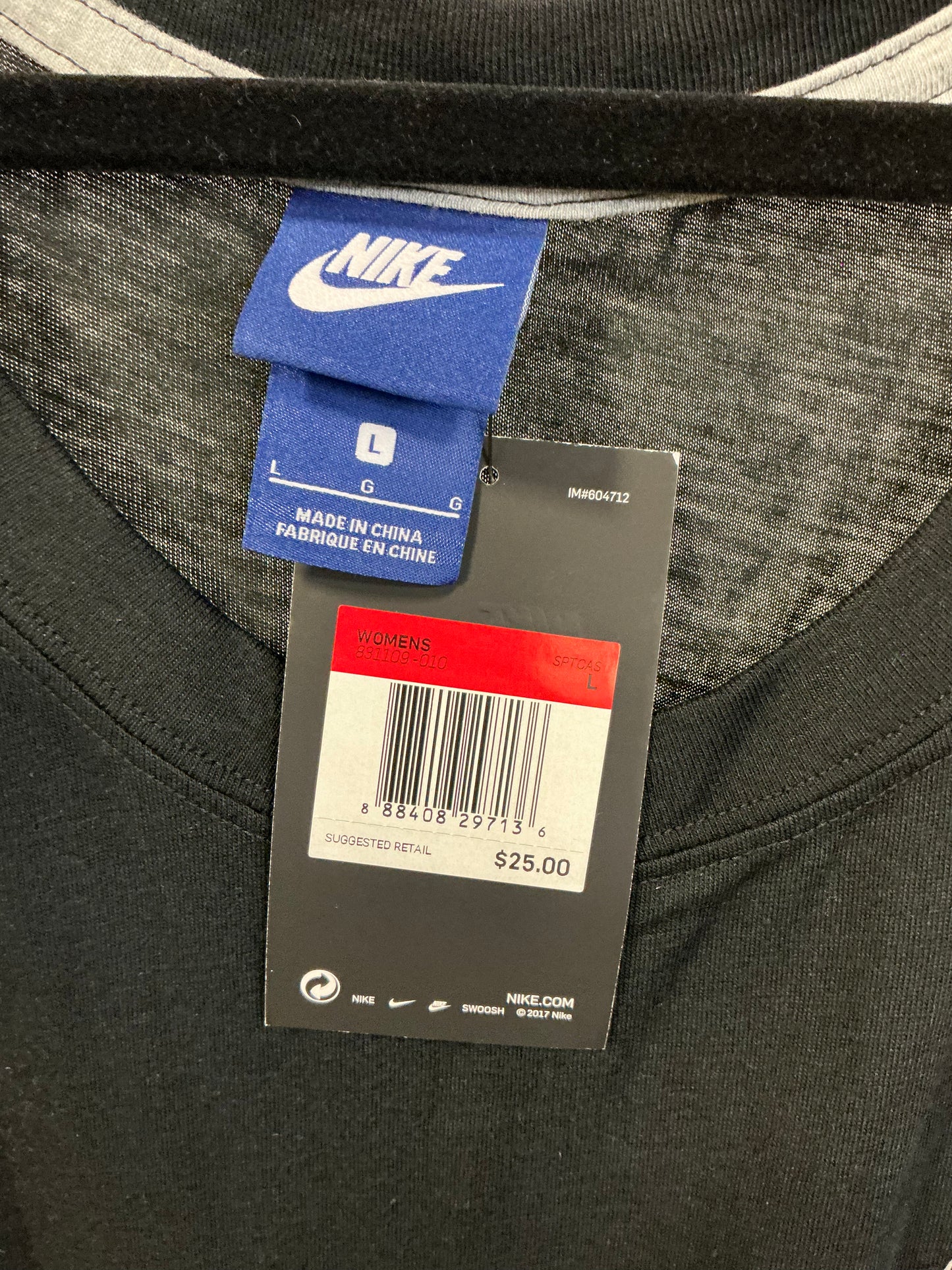 Women’s Nike Tank Top blk/wht - Size Large