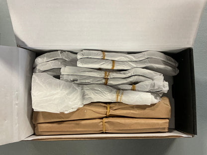 Oneida Flatware Set, 45 pieces- Open Box