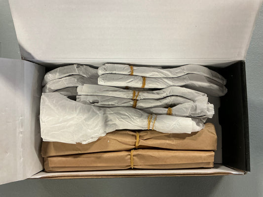 Oneida Flatware Set, 45 pieces- Open Box