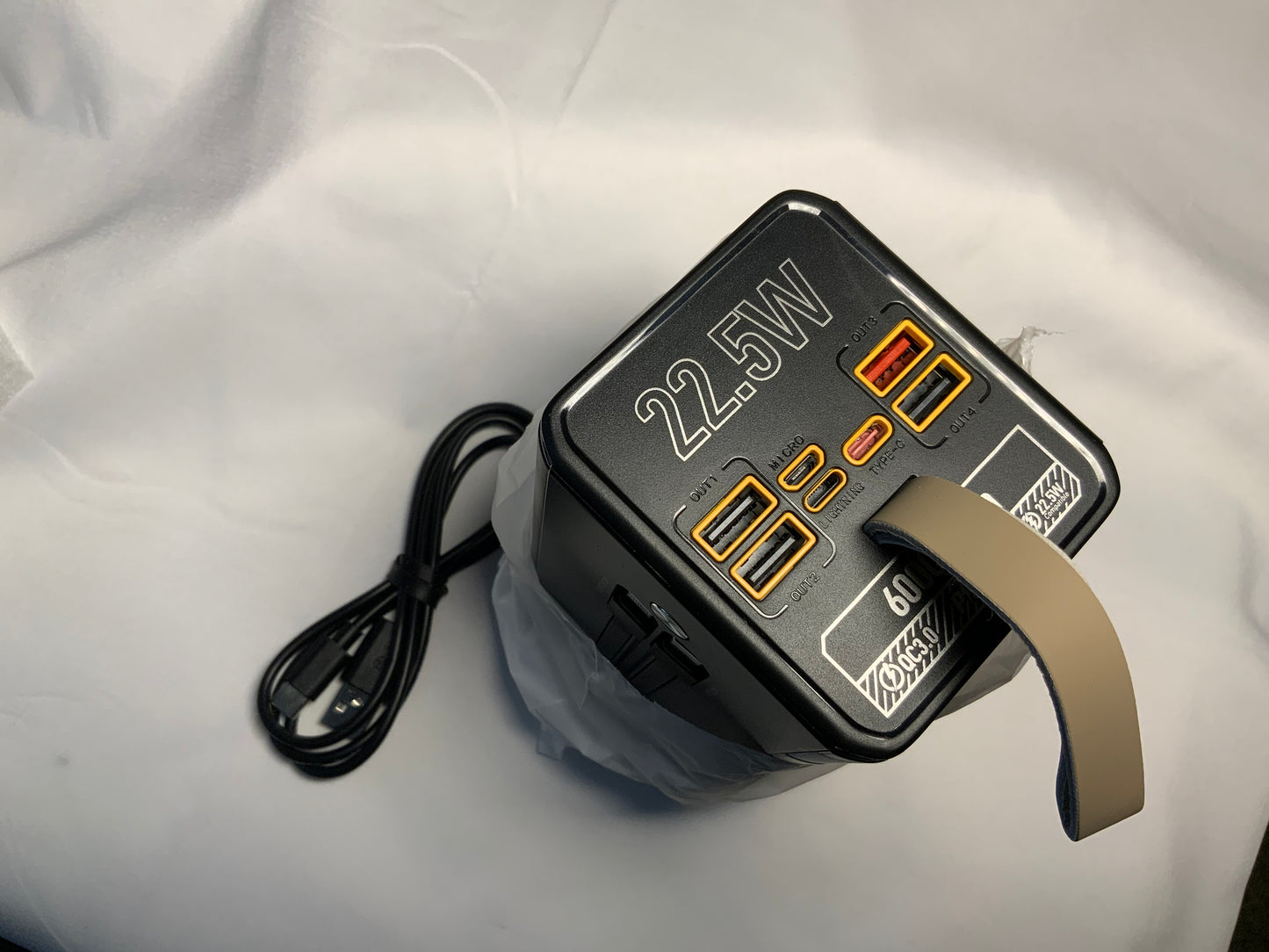 YOMA Portable Mobile Power Bank - Model TK-DX196
