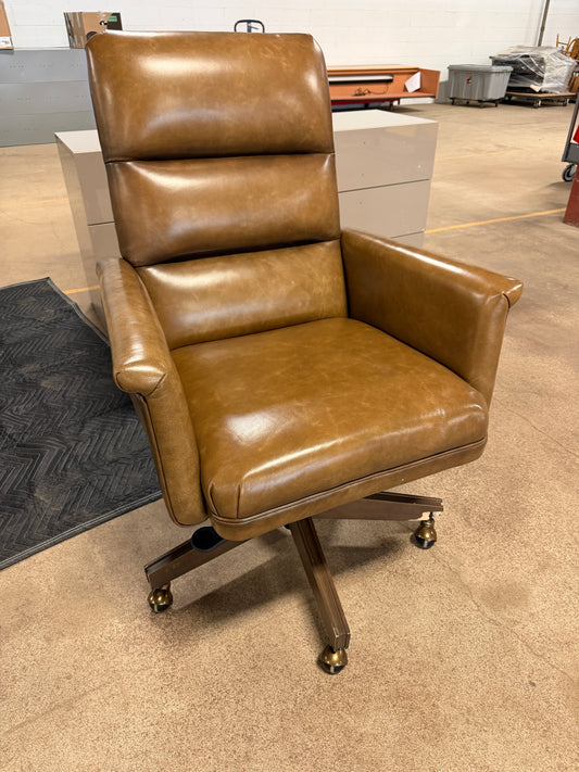 Hooker Furniture Starling Executive Swivel Tilt Chair