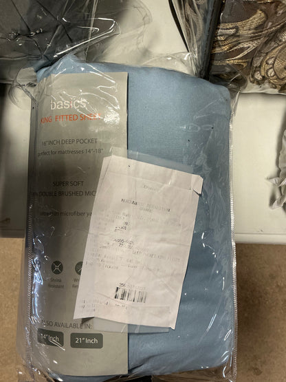Home Ultra Soft Deep Pocket Fitted Sheet in Blue Fog size king