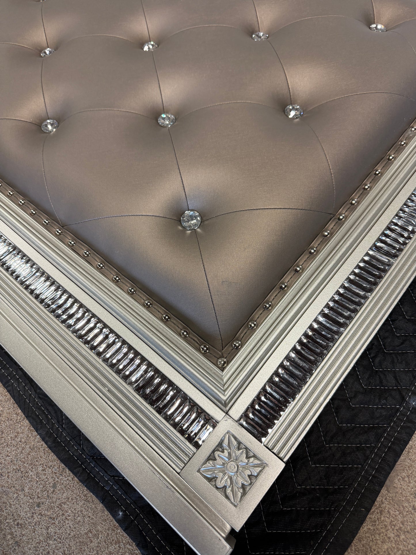 Diamond & Silver Full Size Headboard, Footboard, and Rails