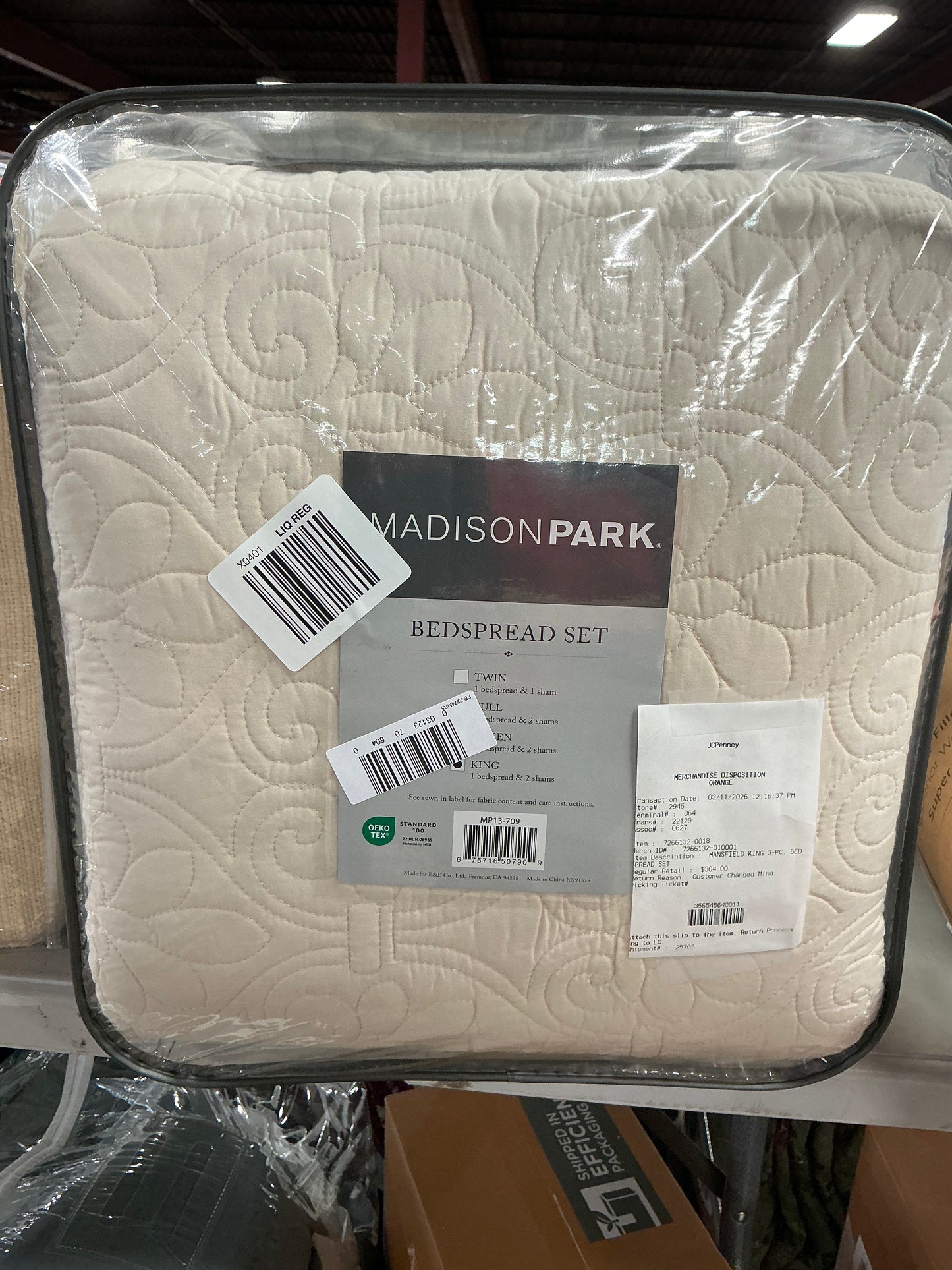 Madison Park Mansfield reversible bedspread set in cream king