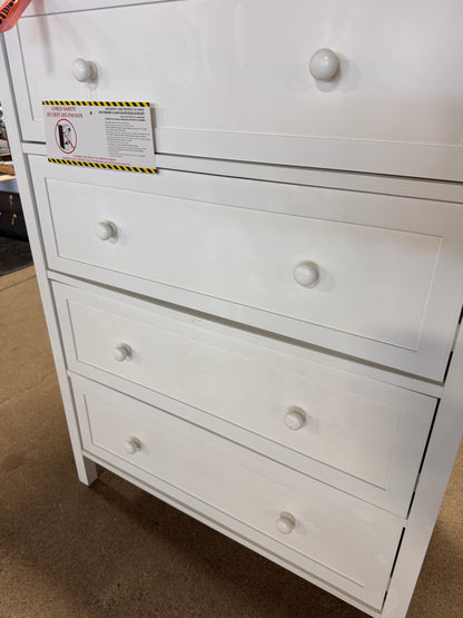 Bailey White 4-drawer Chest