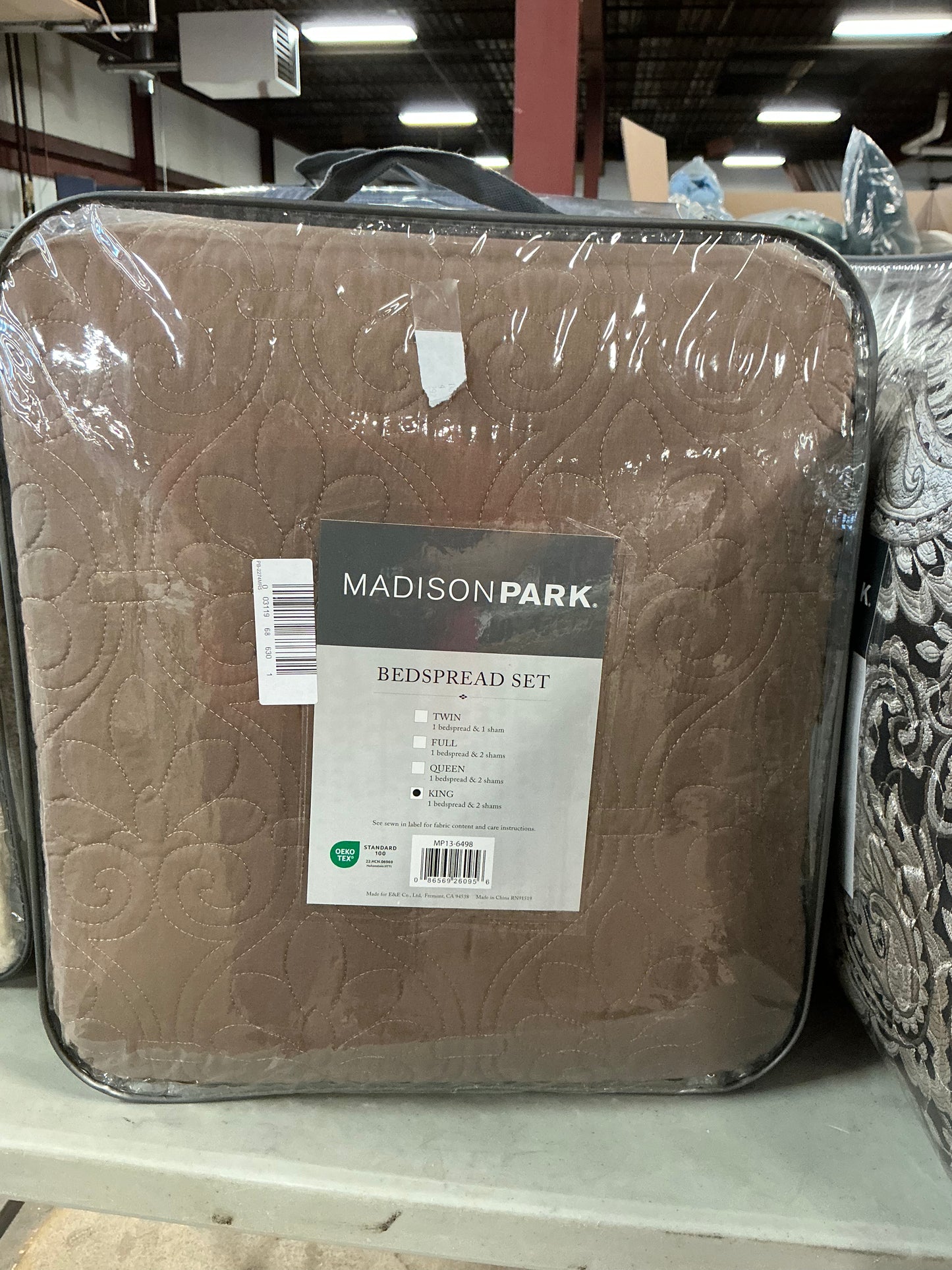Madison Park Quebec Quilted Mocha Bedspread Set. 3pcs king