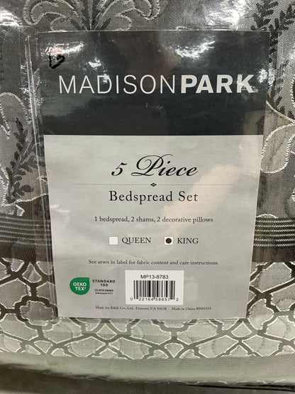 Madison Park Venetian 5 Piece Reversible Jacquard Bedspread Set king