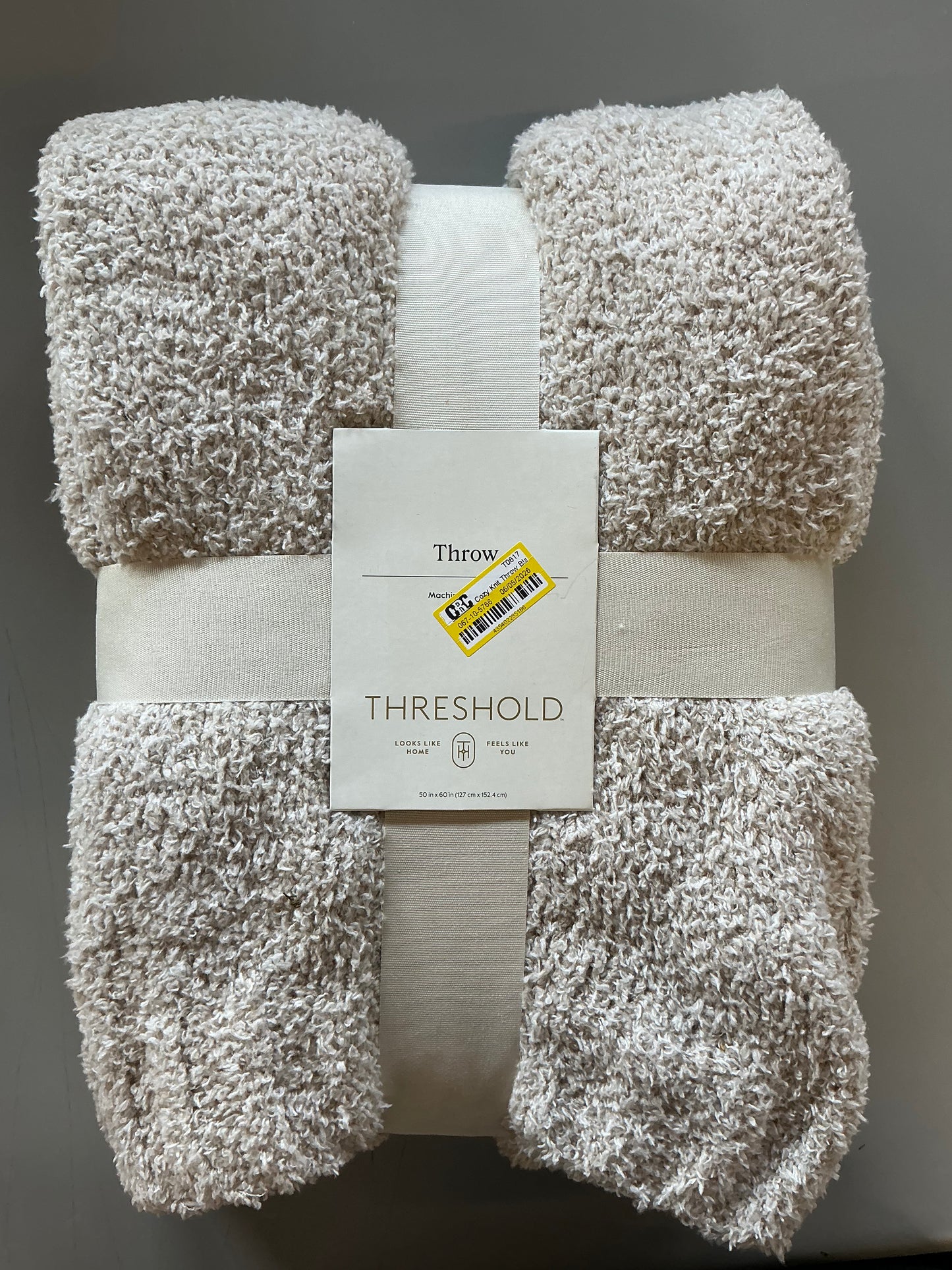 Cozy knit throw blanket 50”x60” - Sour Cream