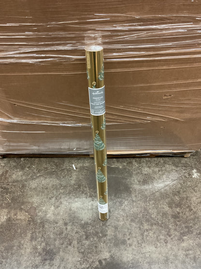 Christmas Roll Wrap Christmas Tree on Gold (22.5 sq ft)