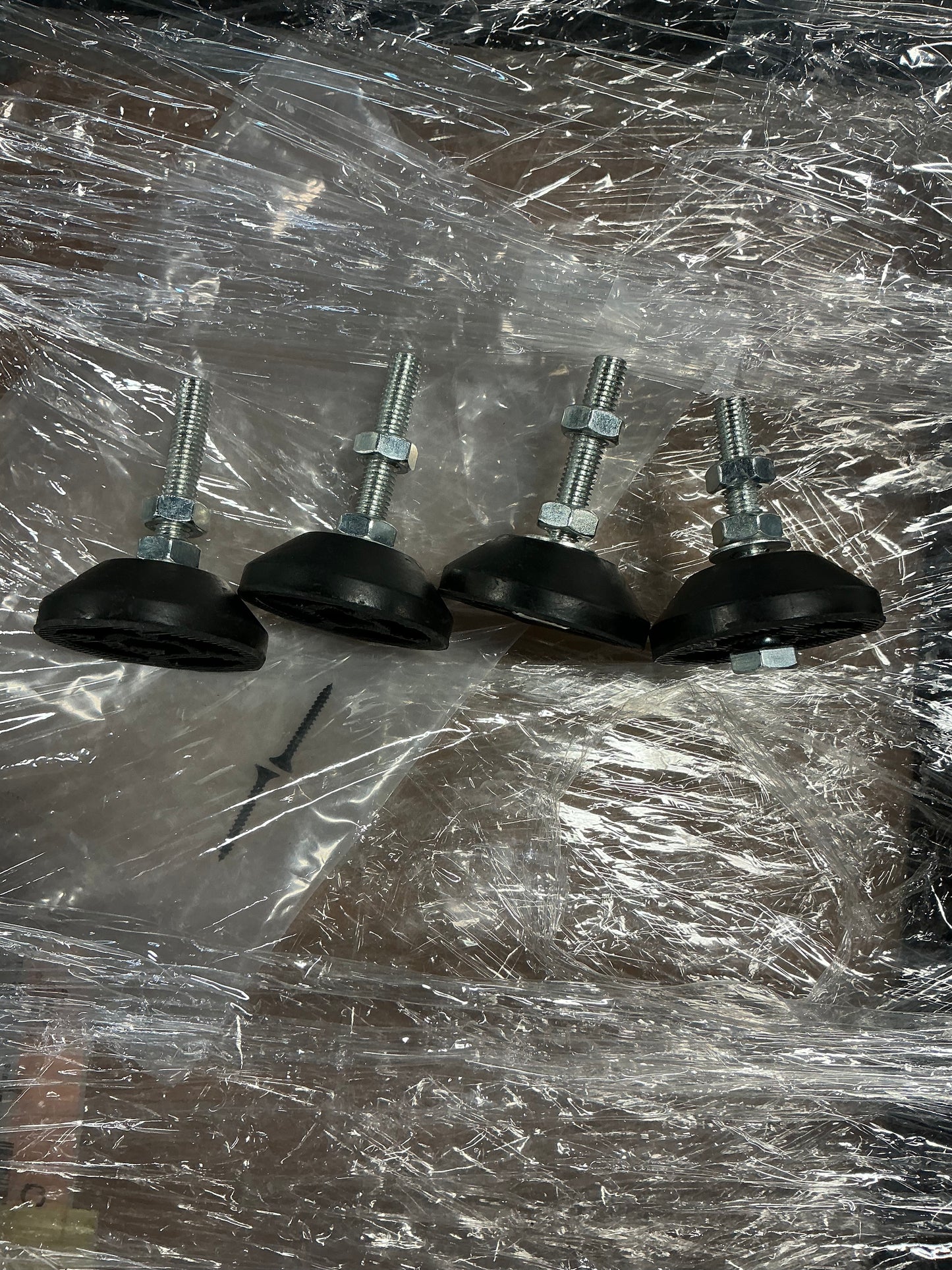 Vevor 28 inch adjustable furniture legs - PICK UP ONLY