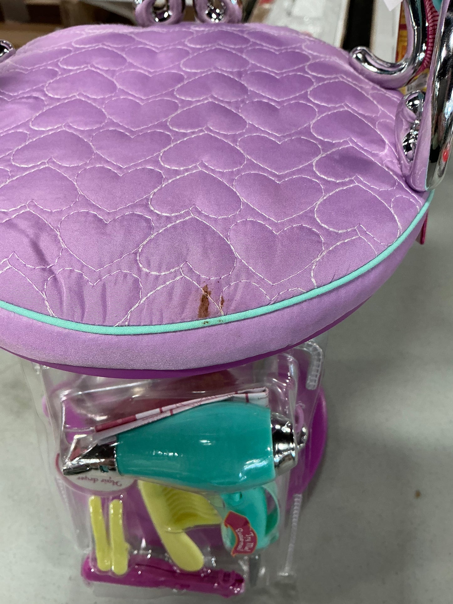 Our generation sitting pretty salon chair - AS IS - MINOR COSMETIC FLAW