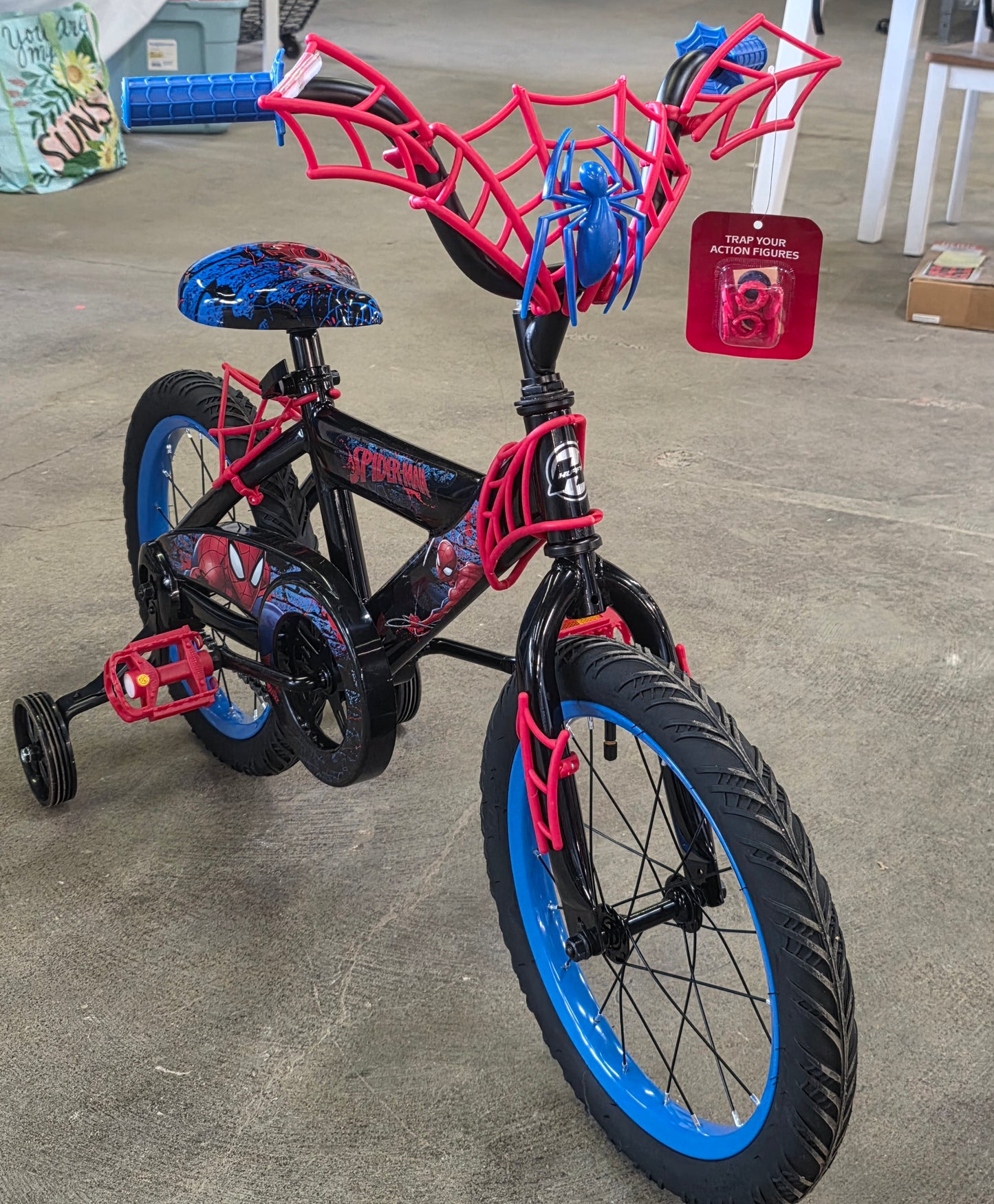 Huffy Marvel Spider-Man Kids' Bike - 16" Wheels - Training Wheels PICKUP ONLY