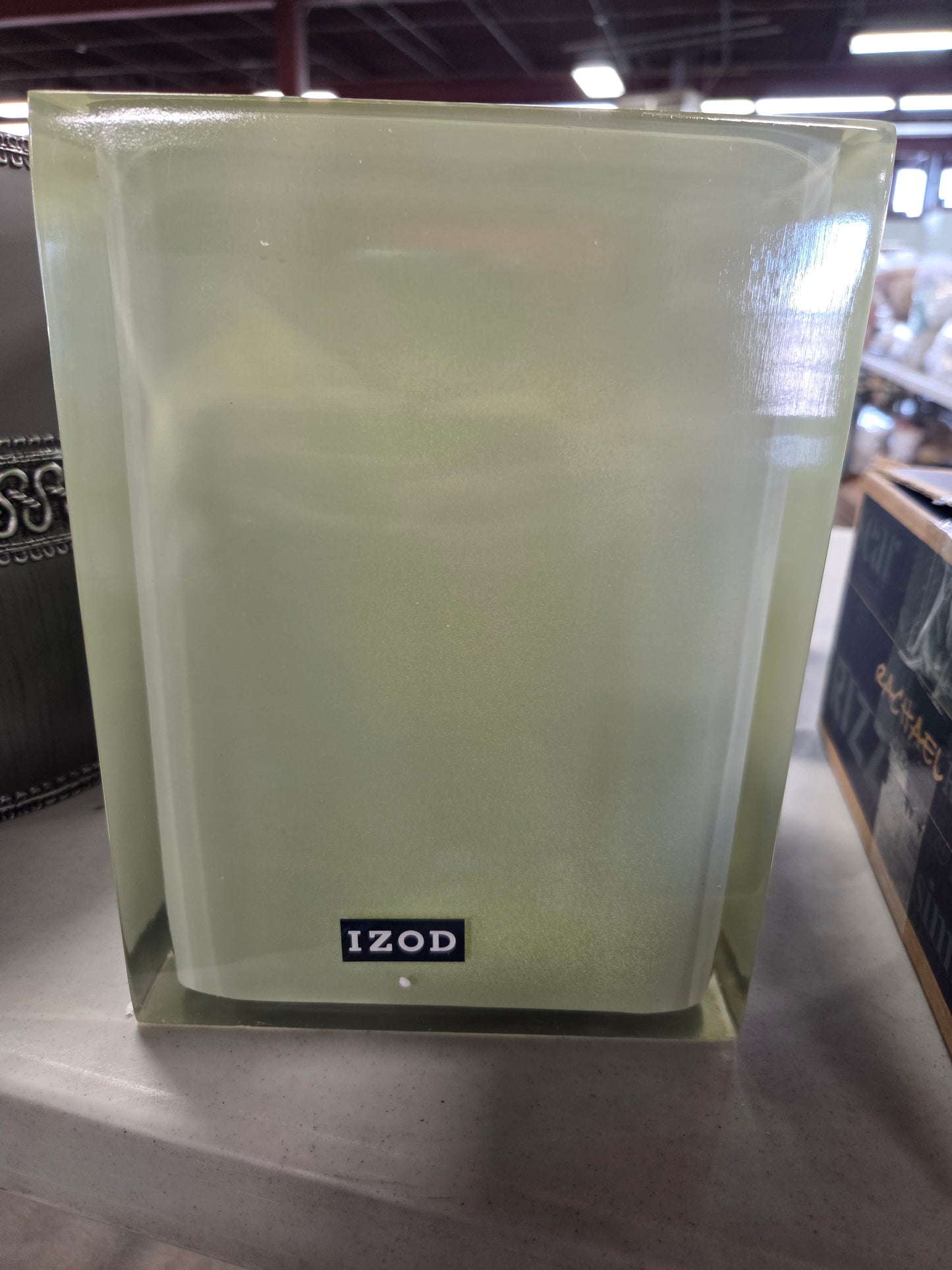 Izod marina wastebasket - Out Of Box