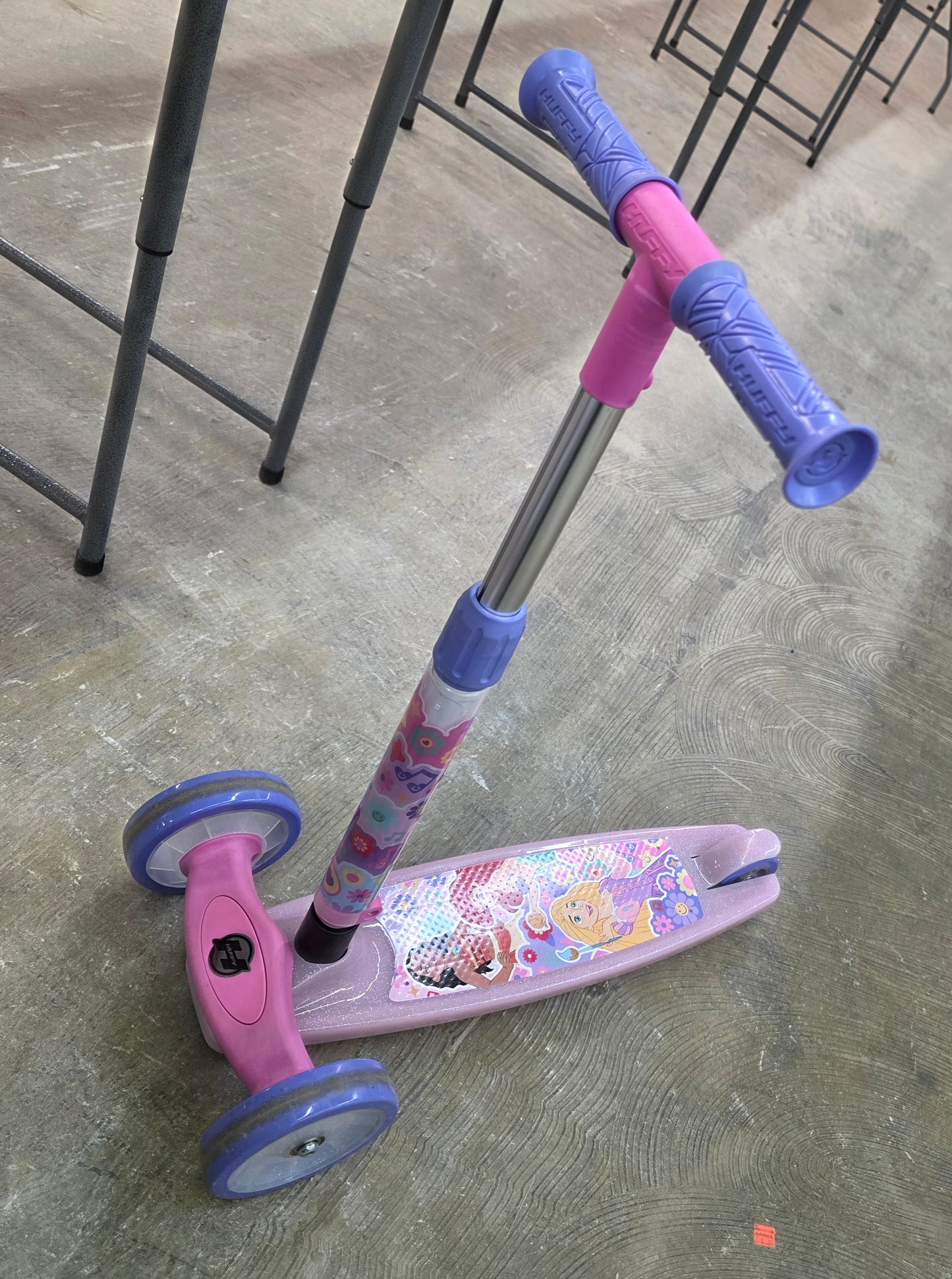 Huffy Disney Princess 3-Wheel Scooter with LED Lights - Pink/Purple