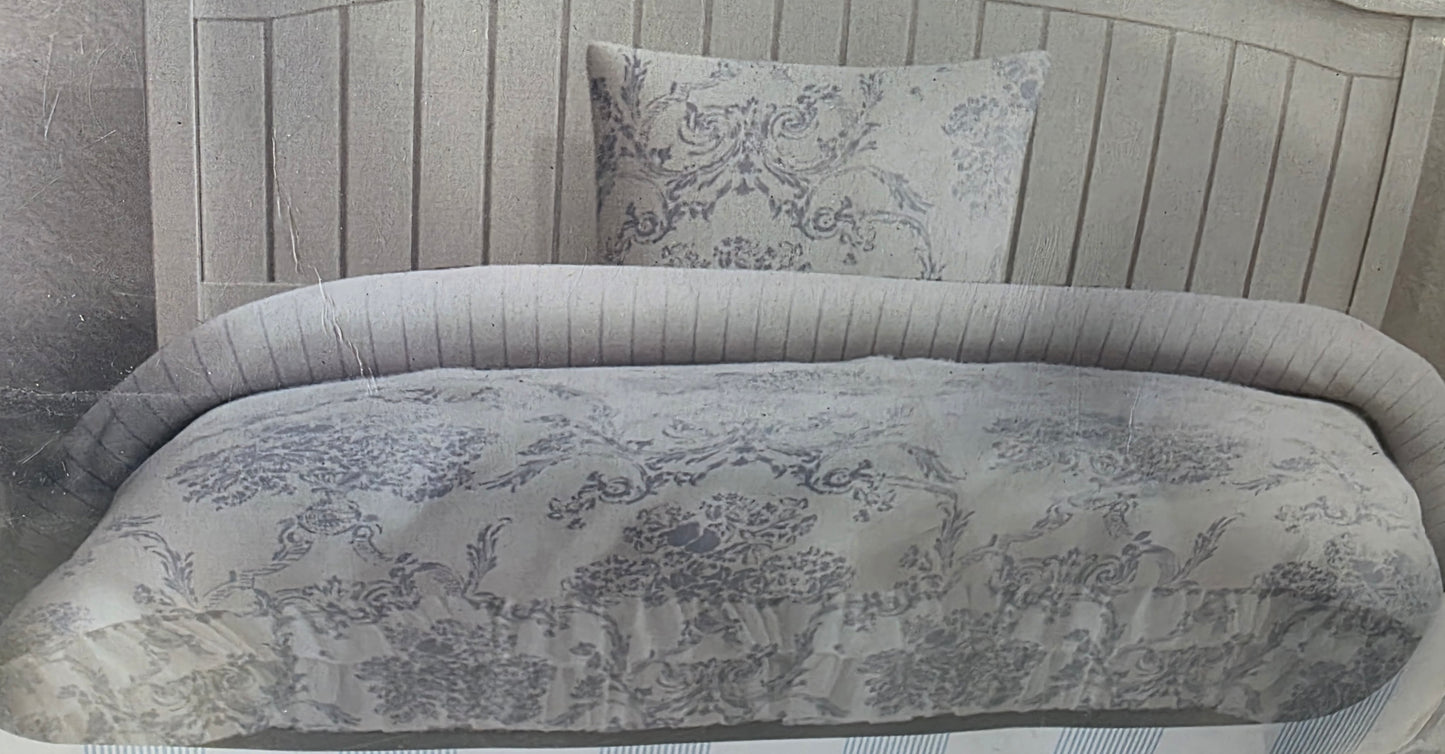 Twin Floral Ruffle Edge  Comforter and Sham Set