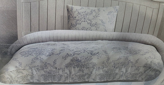 Twin Floral Ruffle Edge  Comforter and Sham Set