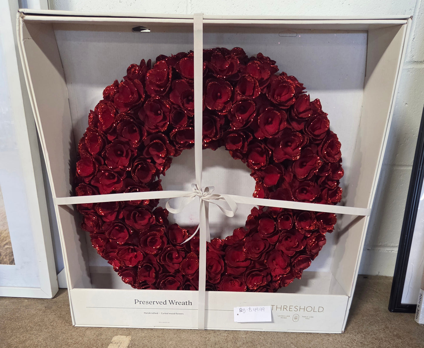 Preserved wreath - Red - PICK UP ONLY