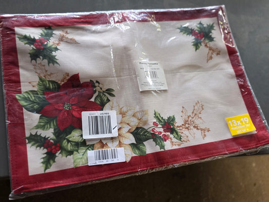 Presley Poinsettia - Red & White Poinsettia Set 4-pc. Placemat
