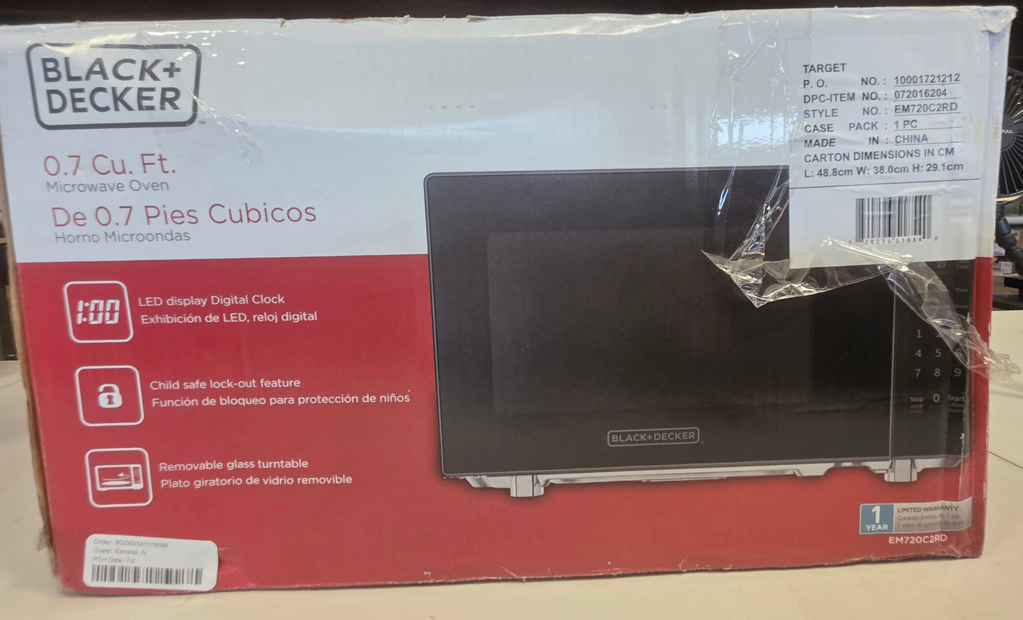 BLACK+DECKER 0.7 cu ft Microwave Black PICKUP ONLY & DAMAGED Box