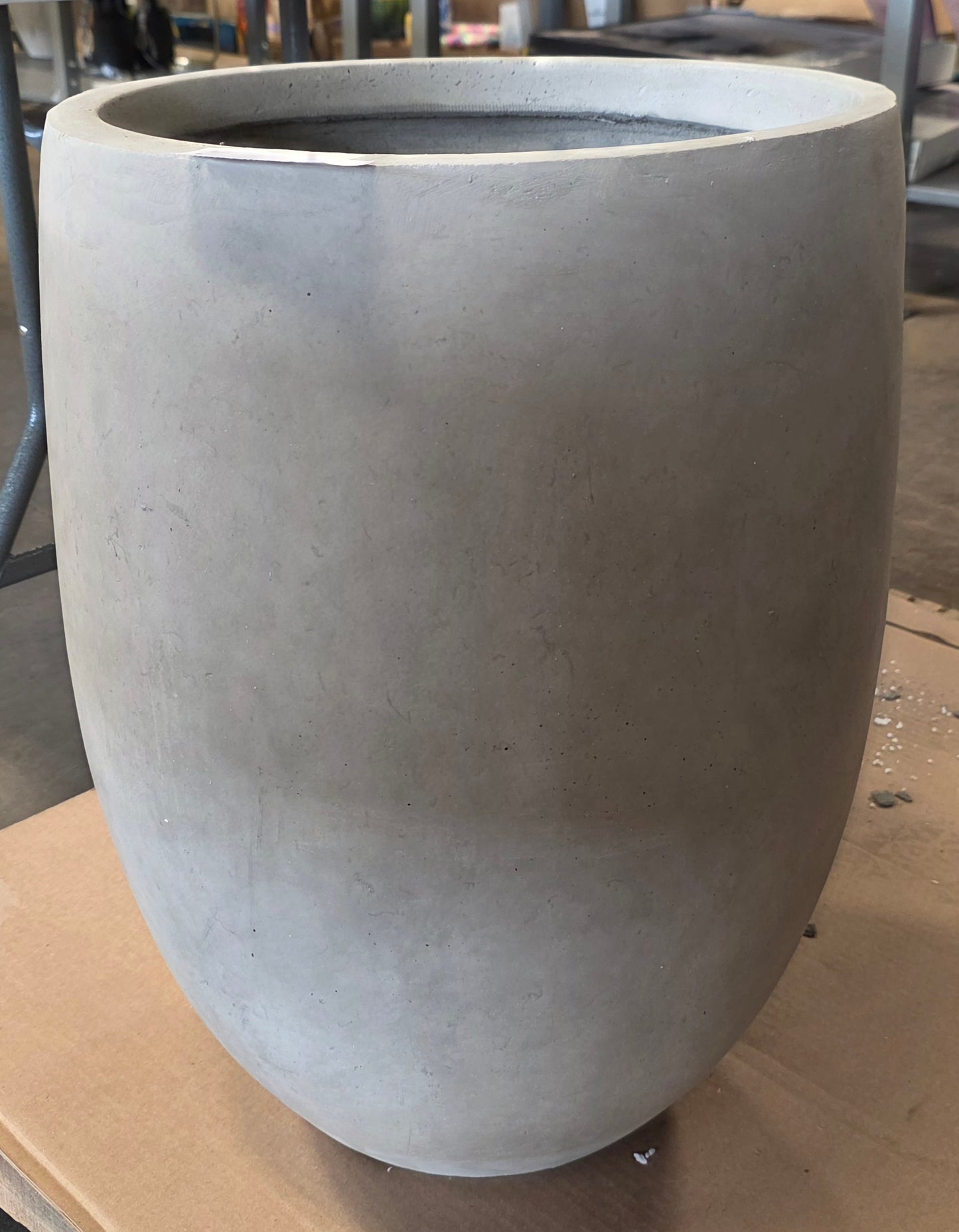 Concrete Outdoor Planter Pot Cement Gray 17"x17"x21.7 AS-IS PICKUP ONLY