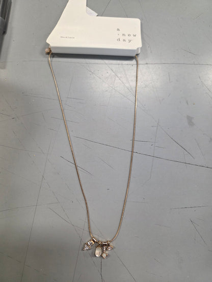Snake chain charm necklace
