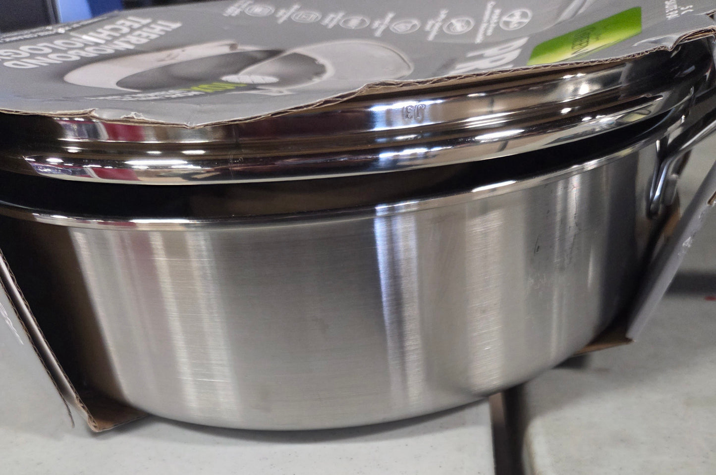 GreenPan prism 5qt hybrid stainless steel and ceramic nonstick saute pan with lid - SOME MINOR COSMETIC FLAWS - PICK UP ONLY