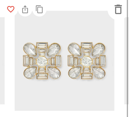 Post earrings