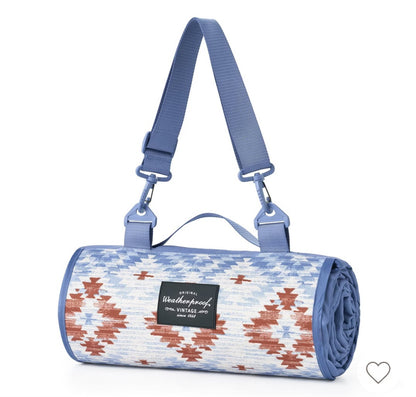Weatherproof vintage outdoor blanket
